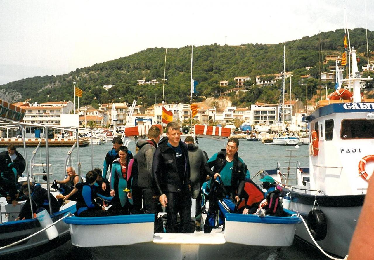 2000 Estartit